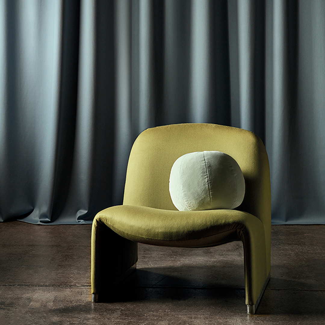 Championing British manufacturing, our Wool Satin, from our recent Luxury Coordinates collection is produced by one of Yorkshire’s most renowned mills, chosen for its high ethical standards and low carbon footprint.

Collection: bit.ly/zoffany-wool-s…