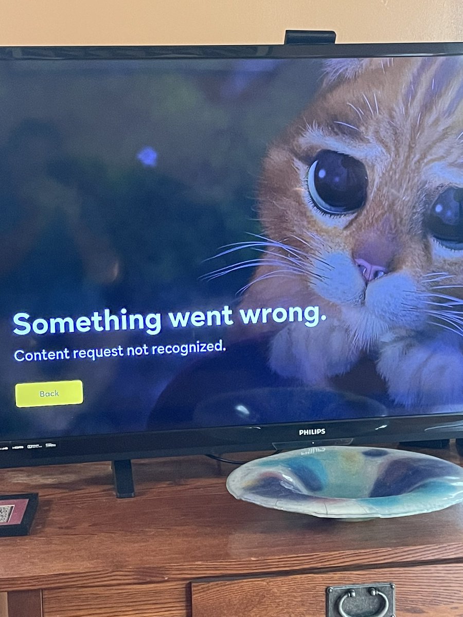 Hey @peacockTV what is up with the <a href="/premierleague/">Premier League</a> feed for Leicester and Man City?  Or should I say why is it not up?