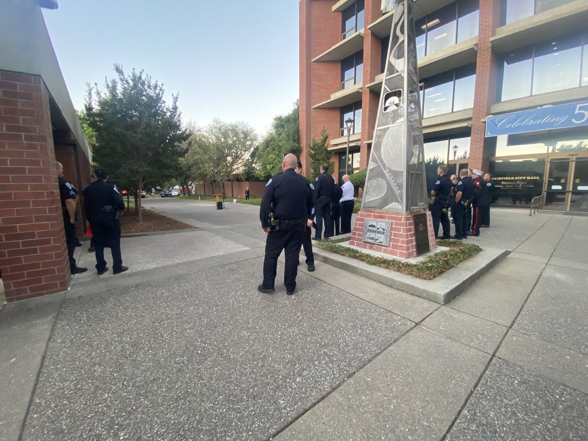 Honoring those who lost their lives 20 years ago. Thank you @cityoffairfield, @FairfieldPolice , @Fairfieldfire for putting on this event today! #AlwaysRemember #NeverForget911 #911Memorial