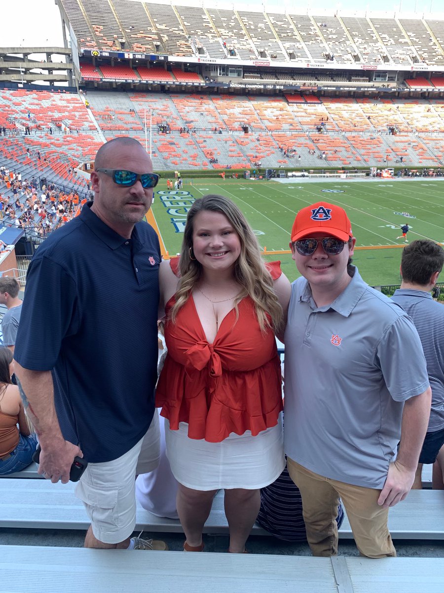 First game with the kids #WarEagle
