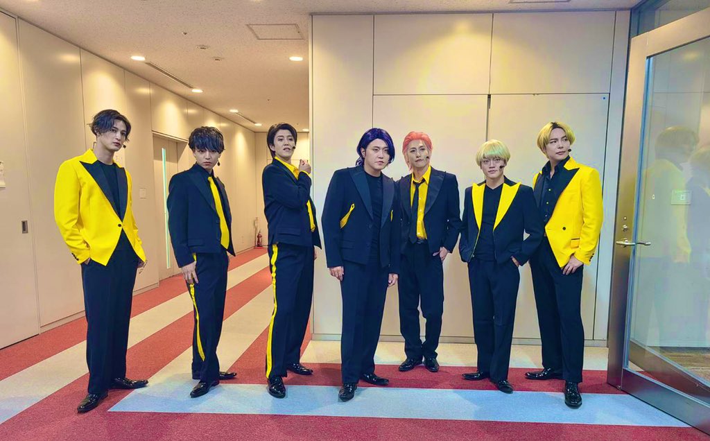 シュネル Schnell Solidemo ものまね紅白 を観てくださった皆さんありがとうございます 今回btsのものまね なんて恐れ多いんですが 一生懸命モノマネさせて頂きました みんなで練習した時間凄く勉強になりました また番組に出演出来る様にこれから