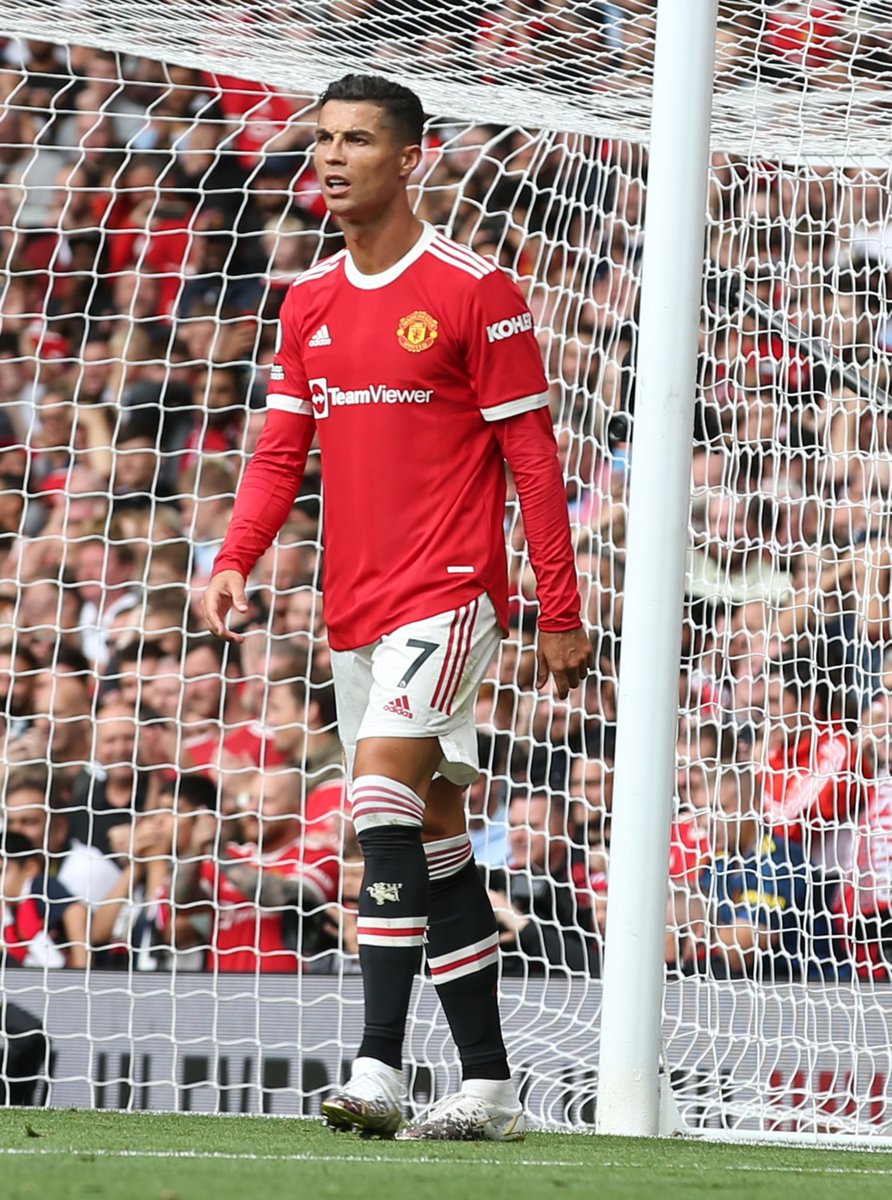 FootbalIHQ_'s tweet photo. Ronaldo #MUNNEW https://t.co/UewTuJs0WG