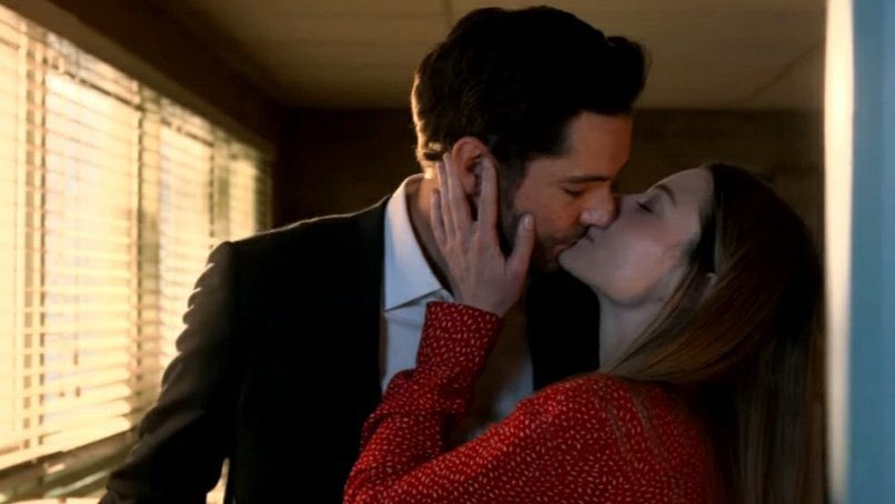 jmborahaejk's tweet photo. But can we just stop and realize that Chloe's home was and is always Lucifer? 

Amenadiel told her "let's go home" and he brought her to him. I'm crying. I'm freaking crying. #LuciferSeason6 https://t.co/BHiNmR0bMY