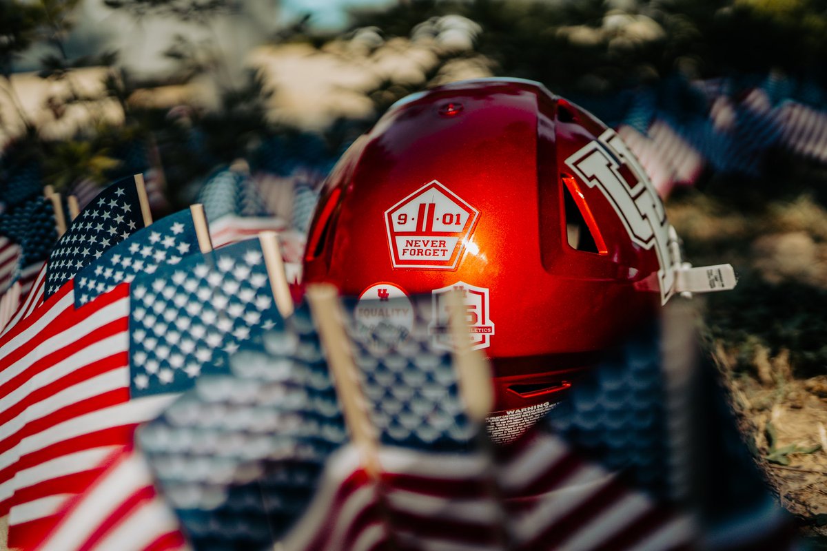 UHCougarFB's tweet photo. We Remember.  

#NeverForget https://t.co/MIG1Cu0L0b