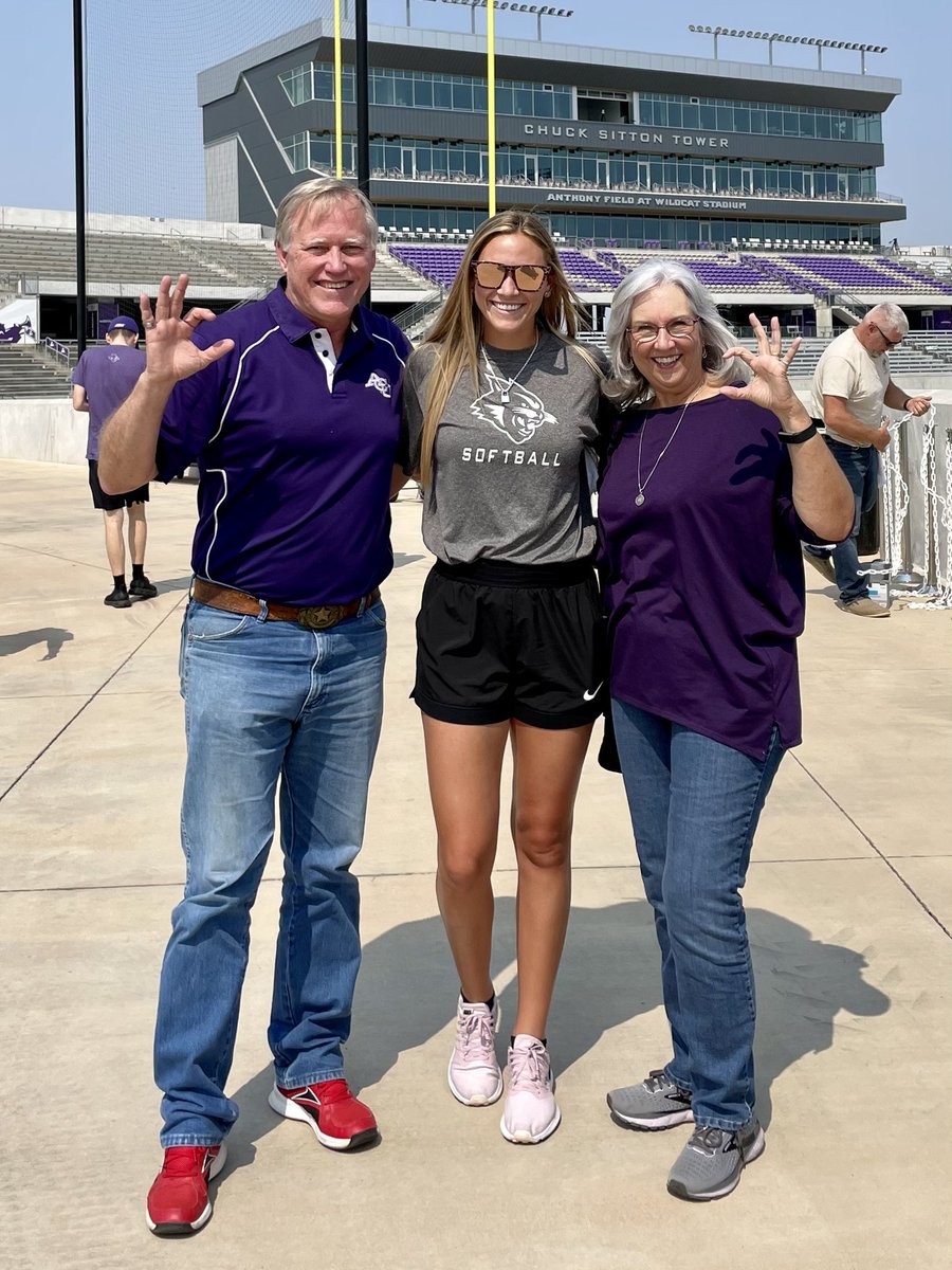 randypittenger's tweet image. Best part of being on the Abilene Christian University campus is connecting with our awesome Belton-ACU students! @ACUedu #TigerstoWildcats #ACUsoftball #ILoveBelton #ILoveACU