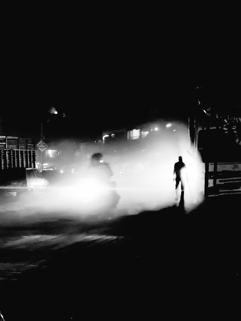 aman_bhimte's tweet photo. @realmeIndia My Entry For Street Photography #Contest 
#shotonrealme 
#GoToExplore
@realmeIndia @MadhavSheth1 https://t.co/XHzjsOpsi8