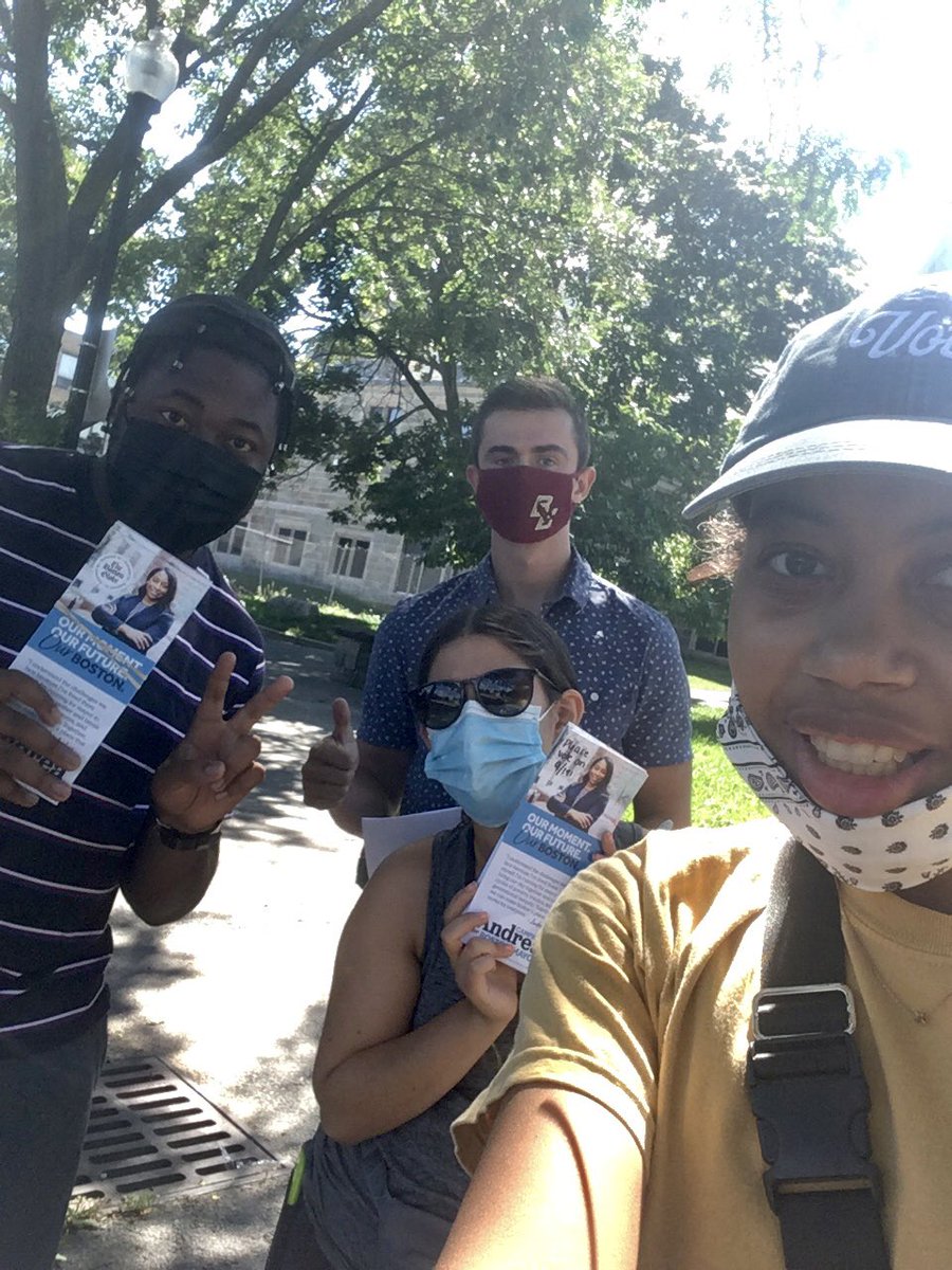 Students4Andrea's tweet photo. Doorknocking in Roxbury this morning! We love bringing the energy to ALL Boston neighborhoods for these last few crucial days before our next mayor @andreaforboston is elected! #mapoli #bospoli #TeamAndrea https://t.co/2XkwUZwt7r