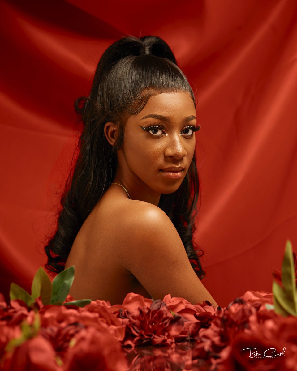 clement_afreh's tweet photo. September Borns are beautiful Creative Amazing at what we do. We are fun, we are blessed. We are fruitful. That is who @_giselaamponsah is. Age with grace Giiiiiiiiis❤️
.
.
.
.
.
#beautiful #birthday #septemberqueen #September11th #munnew #CR7IsBack https://t.co/xvKjfUPzYG