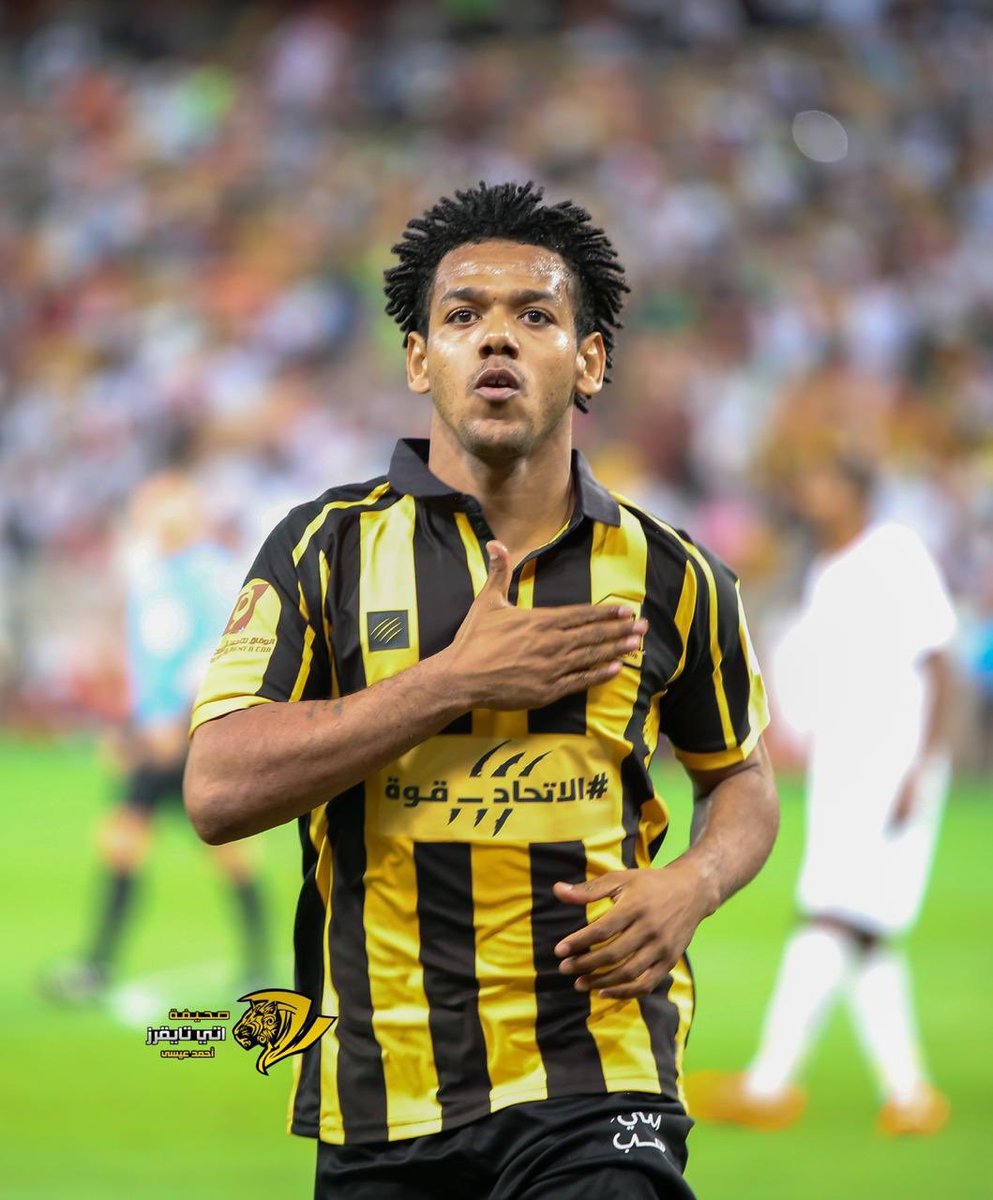 dooo_77's tweet image. بمناسبة الفوز الكبير ..

وبعدد الأهداف ال 6 .. 

سحب ع &quot; 6 “ تيشرتات لطقم الإتحاد تحمل أرقام نجوم المباراة &quot; كورنادو و روما &quot;

فقط &quot; رتويت &quot; وتدخل السحب ..

غدآ بنفس الموعد يتم الإعلان ..

والف مبروك للجميع 💛🖤