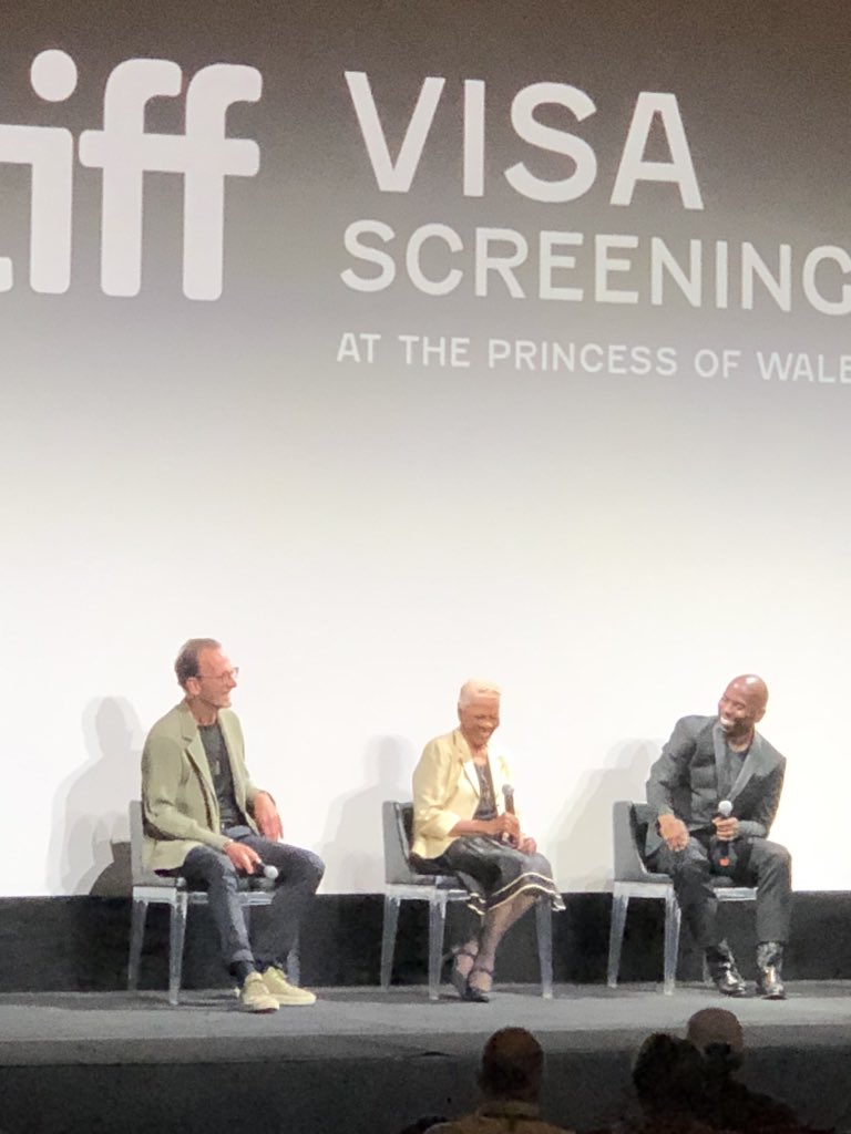 oliphant714's tweet photo. Great movie @TIFF_NET #tiff21 Dionne Warwick - Don’t make me over @dionnewarwick Thanks for the wonderful music and thanks for being here https://t.co/4WlCC5qbyC