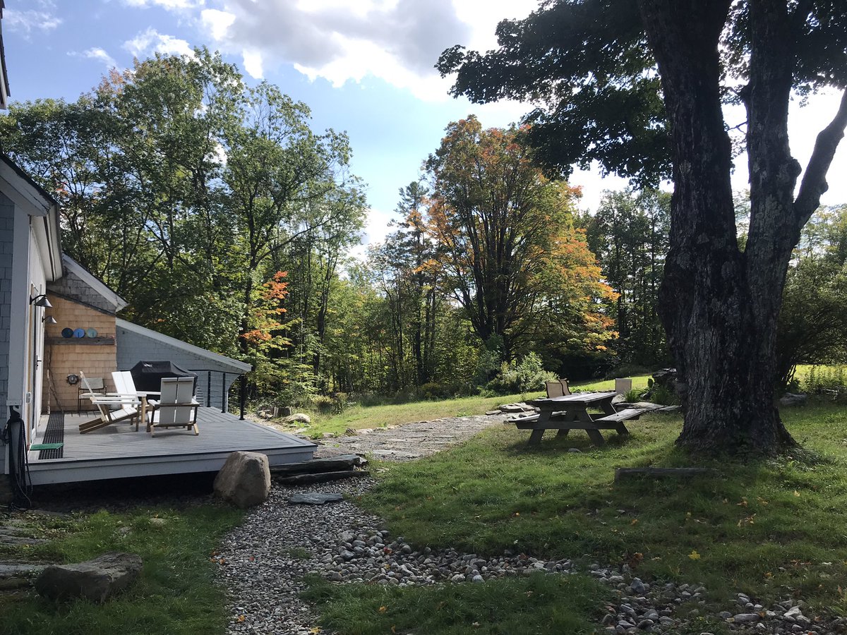BlueFlyerFarm's tweet image. Newly made Blue Flyer Farm style Outdoor furniture for the West facing Deck. Perfect for checking out the changing seasons!
