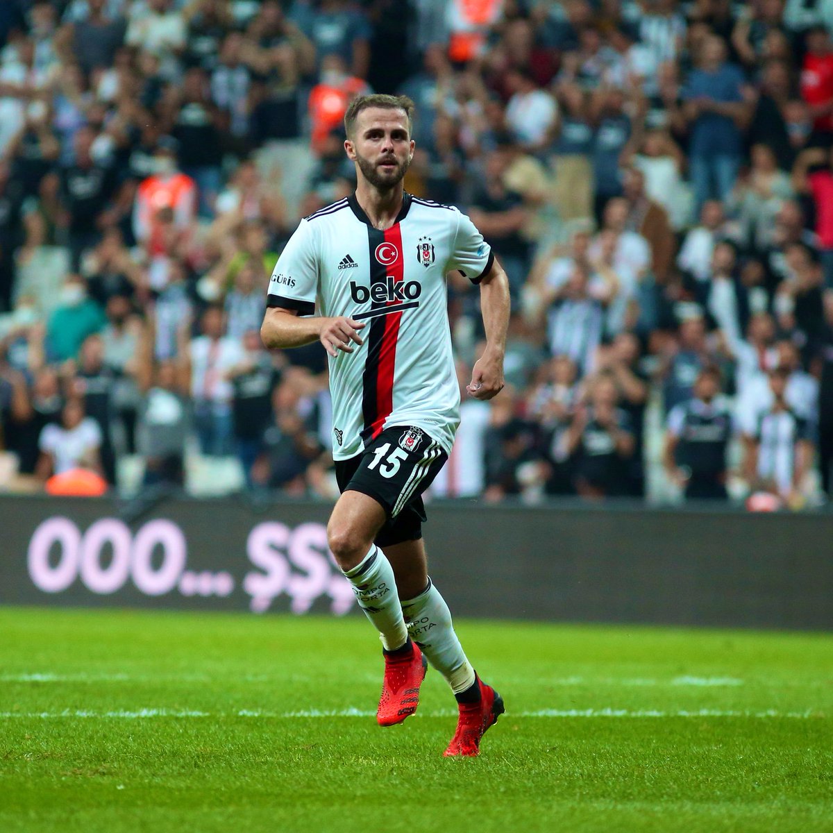 433's tweet photo. ⚪️⚫️🦅 https://t.co/pI3Qe4lqlz