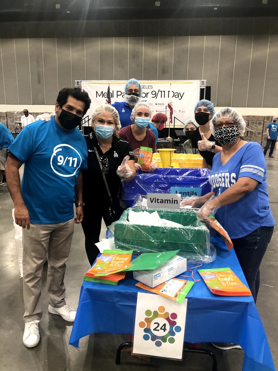 RepJimmyGomez's tweet photo. Proud to join 30 million volunteers across the country honoring 9/11 victims, rescue workers, and the military by packing meals for the food insecure on a day of peace and unity. 
#NeverForget #MyDayInLA https://t.co/rvkYKuz98A