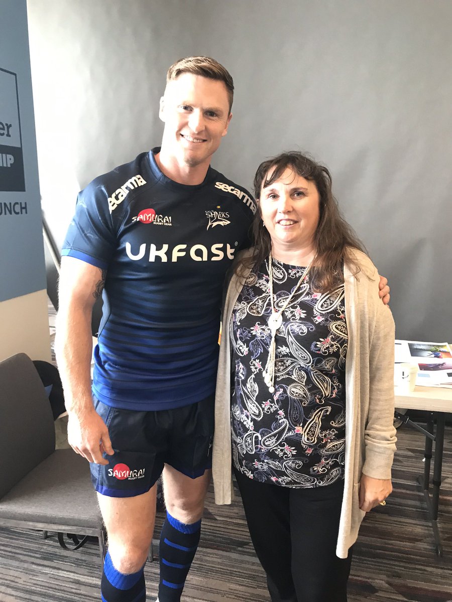 RugbySaleSharks's tweet photo. OMG on this day in 2019 @ChrisAshton1 and I chatted #AshSplash amongst other things https://t.co/9X5h9VRRcE