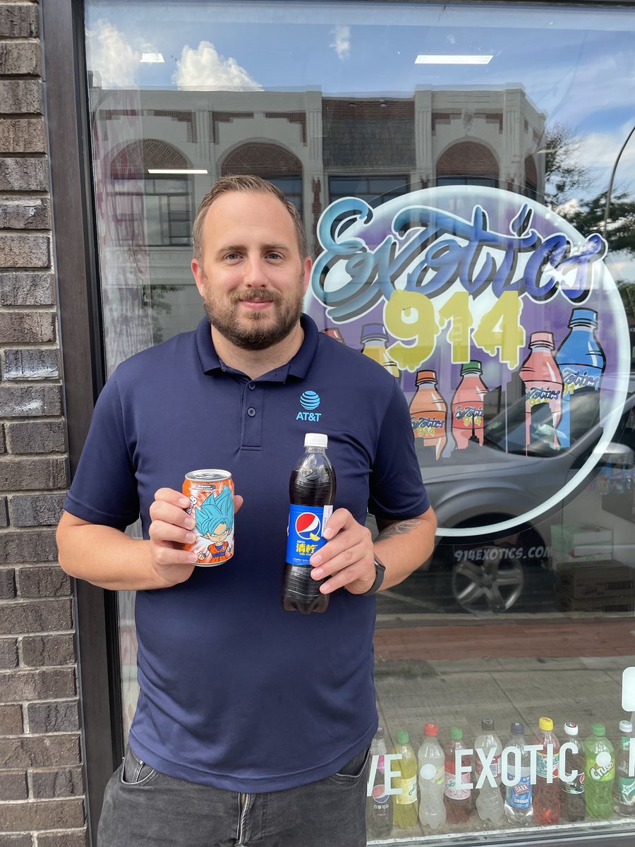 joeyp42's tweet photo. @juanctatt and I talking to the local businesses in White Plains about our fantastic deals and all the great services AT&amp;T has to offer! #ourne https://t.co/gSmPbrJ0Q7