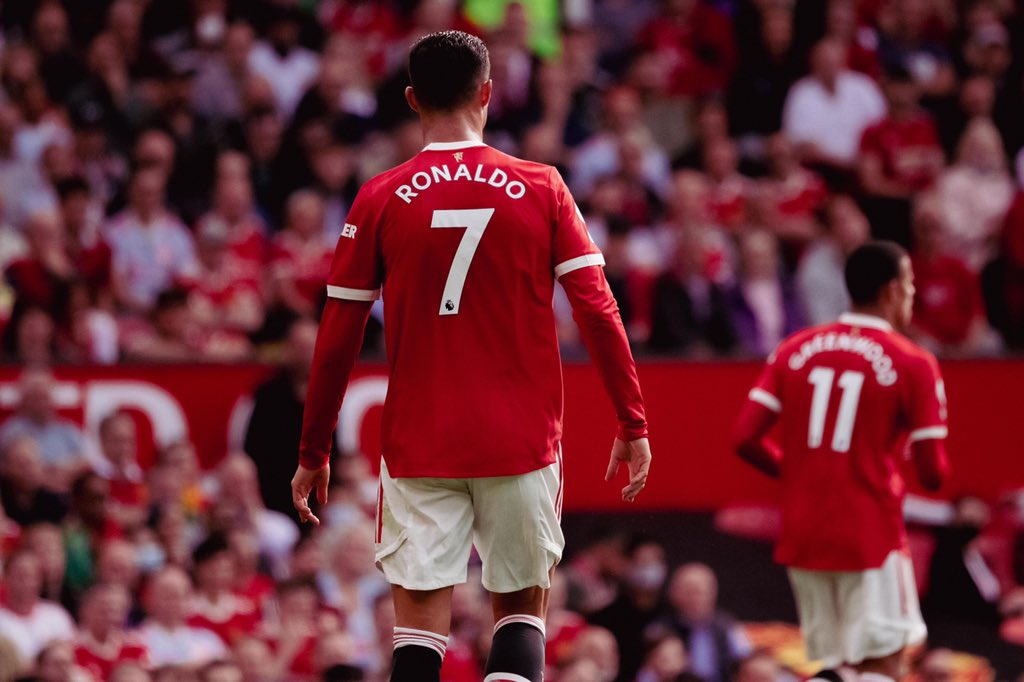 RT if you think Cristiano Ronaldo is the best player in the Premier League