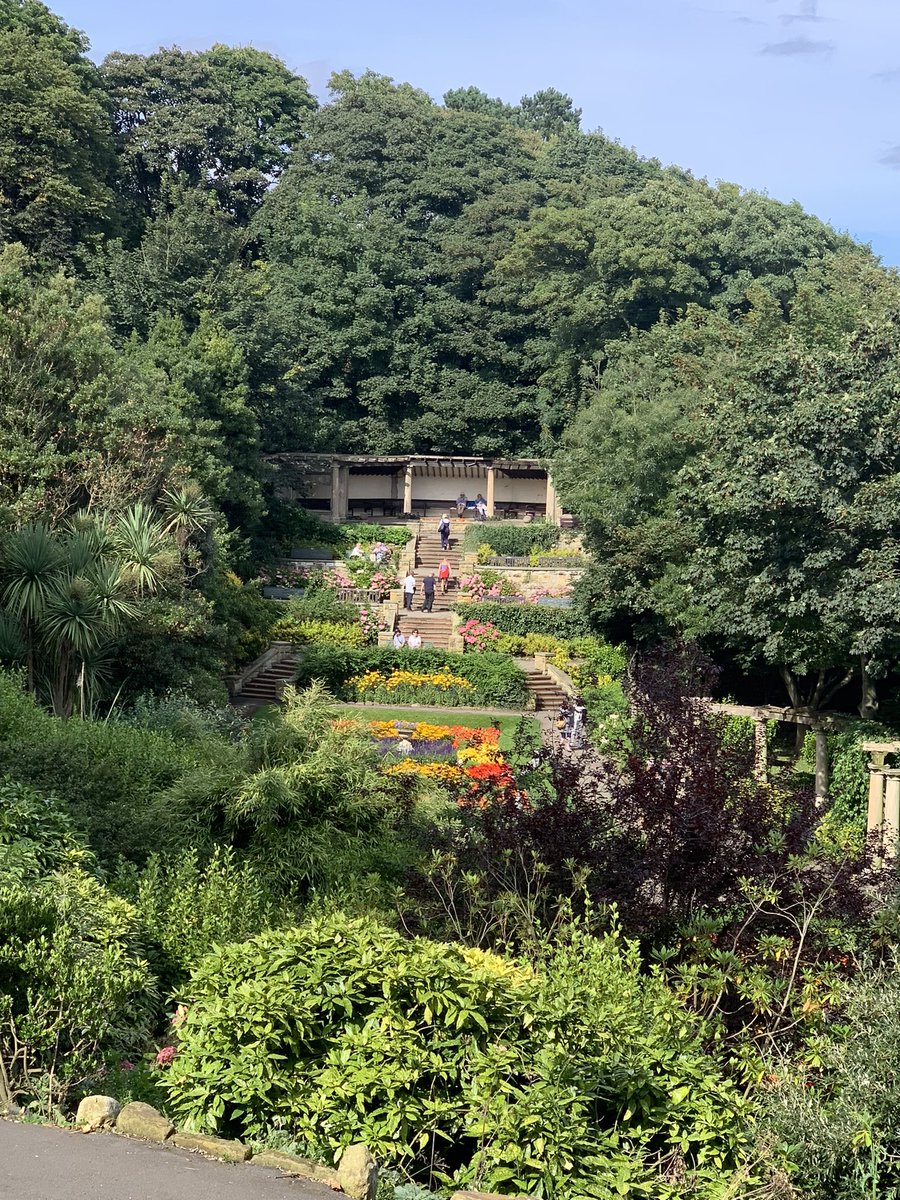 SingingRavens's tweet photo. All set and ready for singing in the Italian gardens, Scarborough, in the sunshine! ☀️🎶😀 https://t.co/0kxafB0VhU