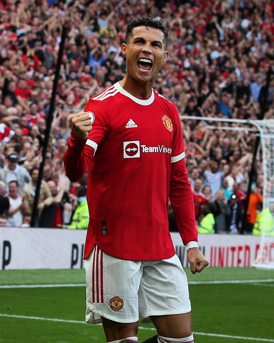 JonathanCarling's tweet photo. ♥️ #CR7 https://t.co/jxpoYEHMTO