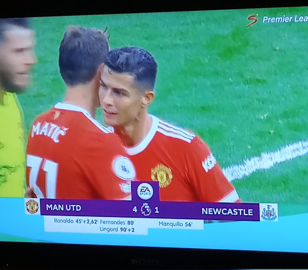 The buzz is back at the Theatre of dreams. Welcome back home Ronaldo #MUNNEW