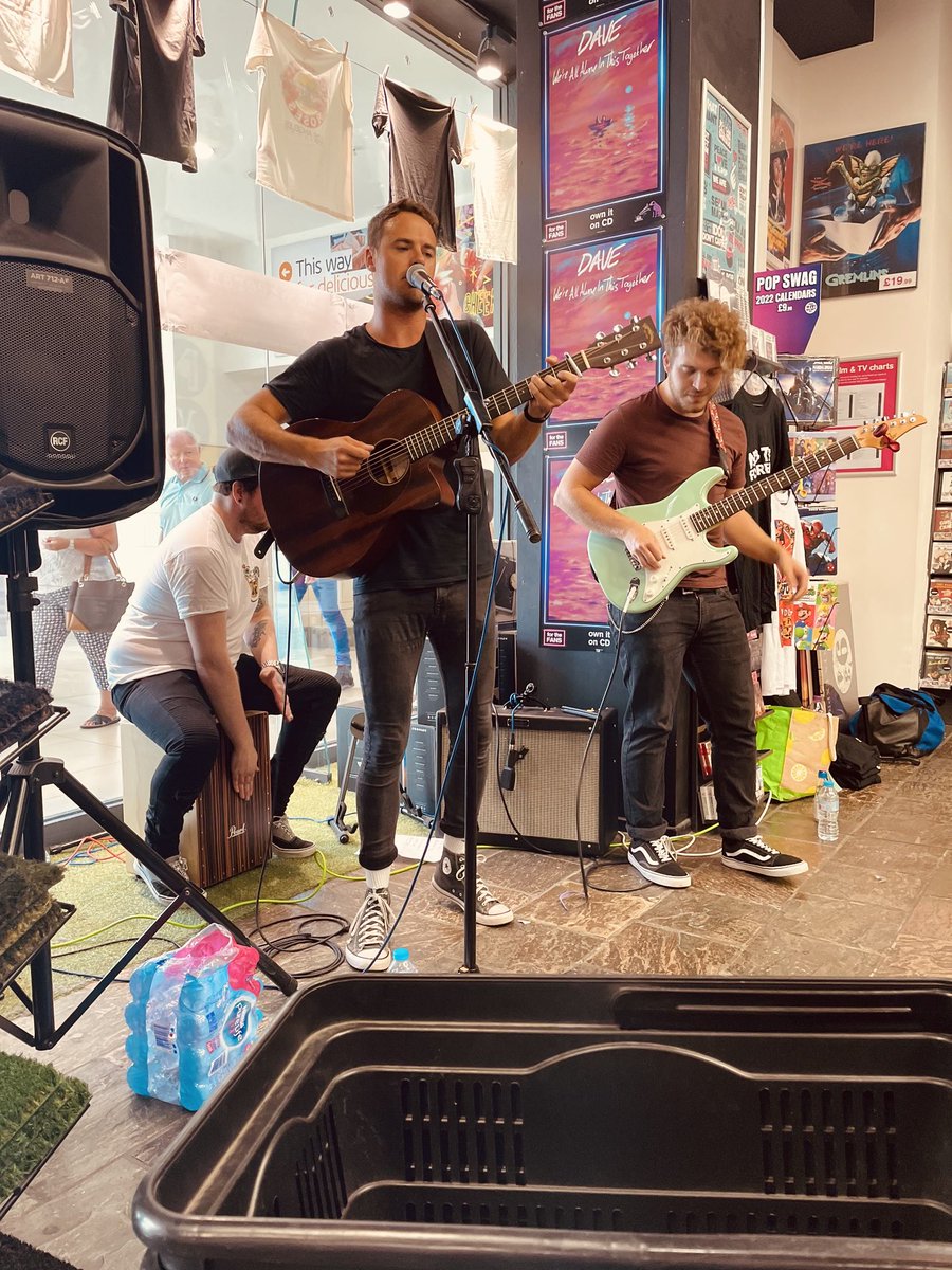 hmv Newcastle tweet media