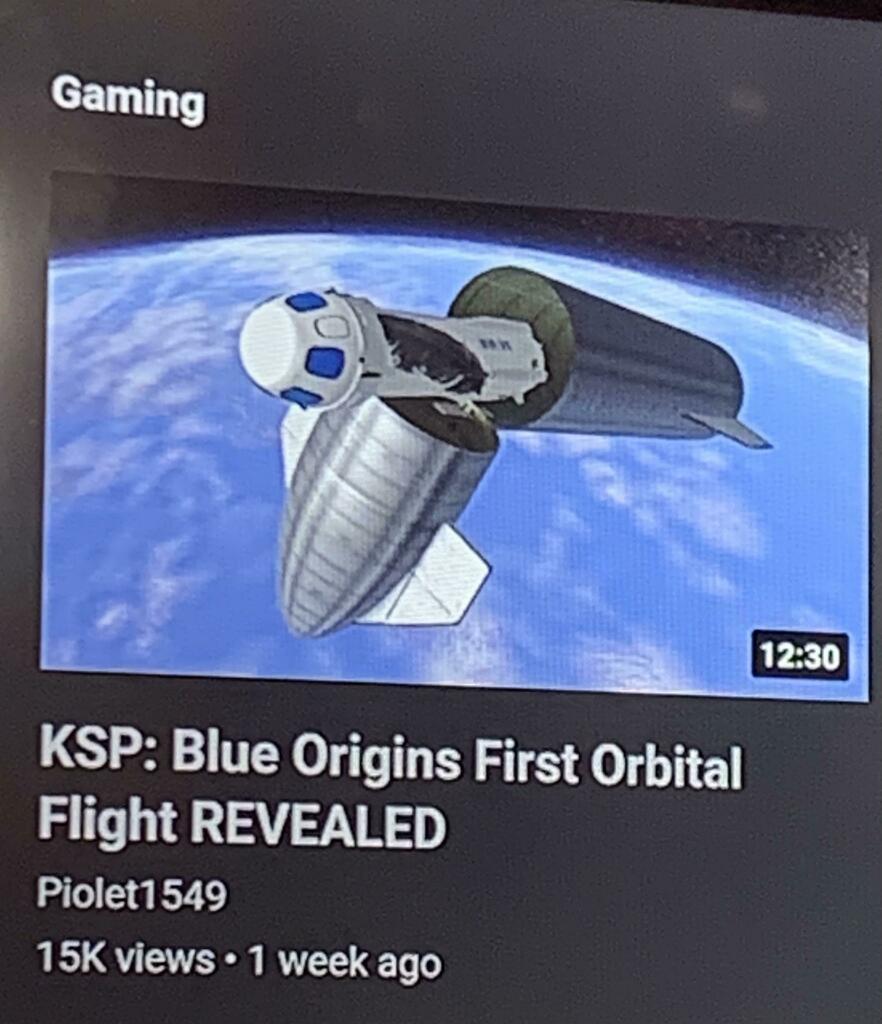 SpaceXMR's tweet photo. Cursed. #SpaceX https://t.co/A3CXZj1kP1 https://t.co/zjW3GgYb1D