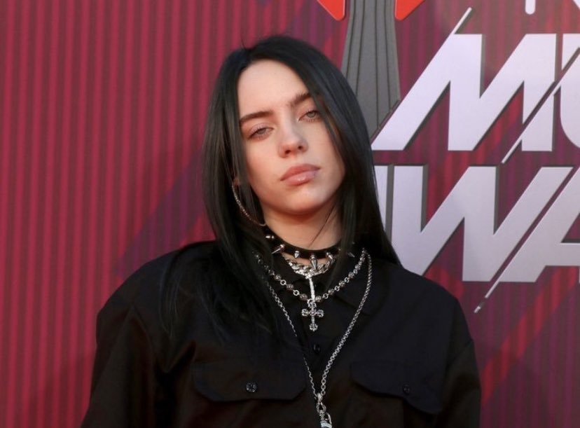 planether1's tweet image. I feel like old Billie would have laughed the new Billie 🥲