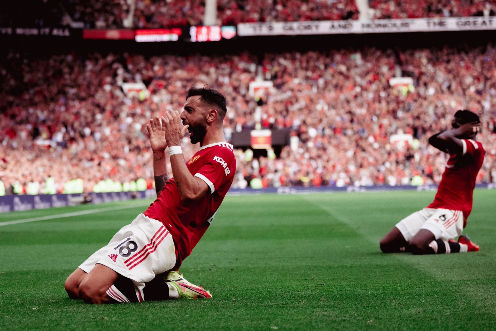 MUFC Scoop on Twitter: "Paul Pogba doing Bruno Fernandes' celebration with  him #MUFC https://t.co/qP29X1y0Vq" / Twitter