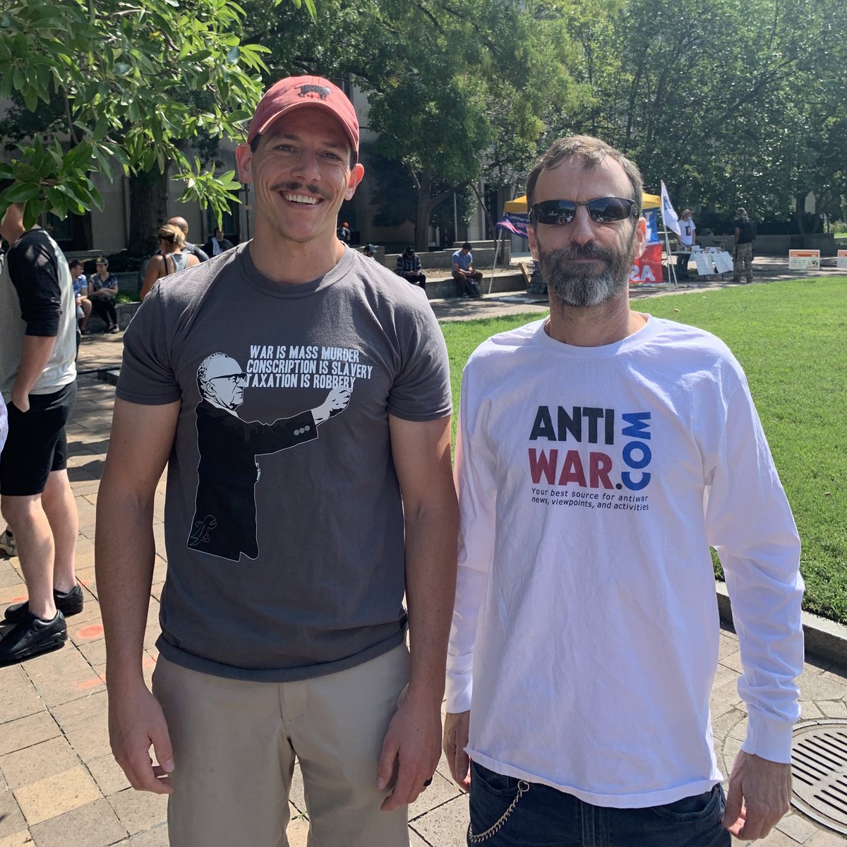 Manly_Paul's tweet photo. Scott Horton and I would like your support to #EndTheDamnWars 

@EndTheDamnWars @scotthortonshow https://t.co/gQJHMNJEbv