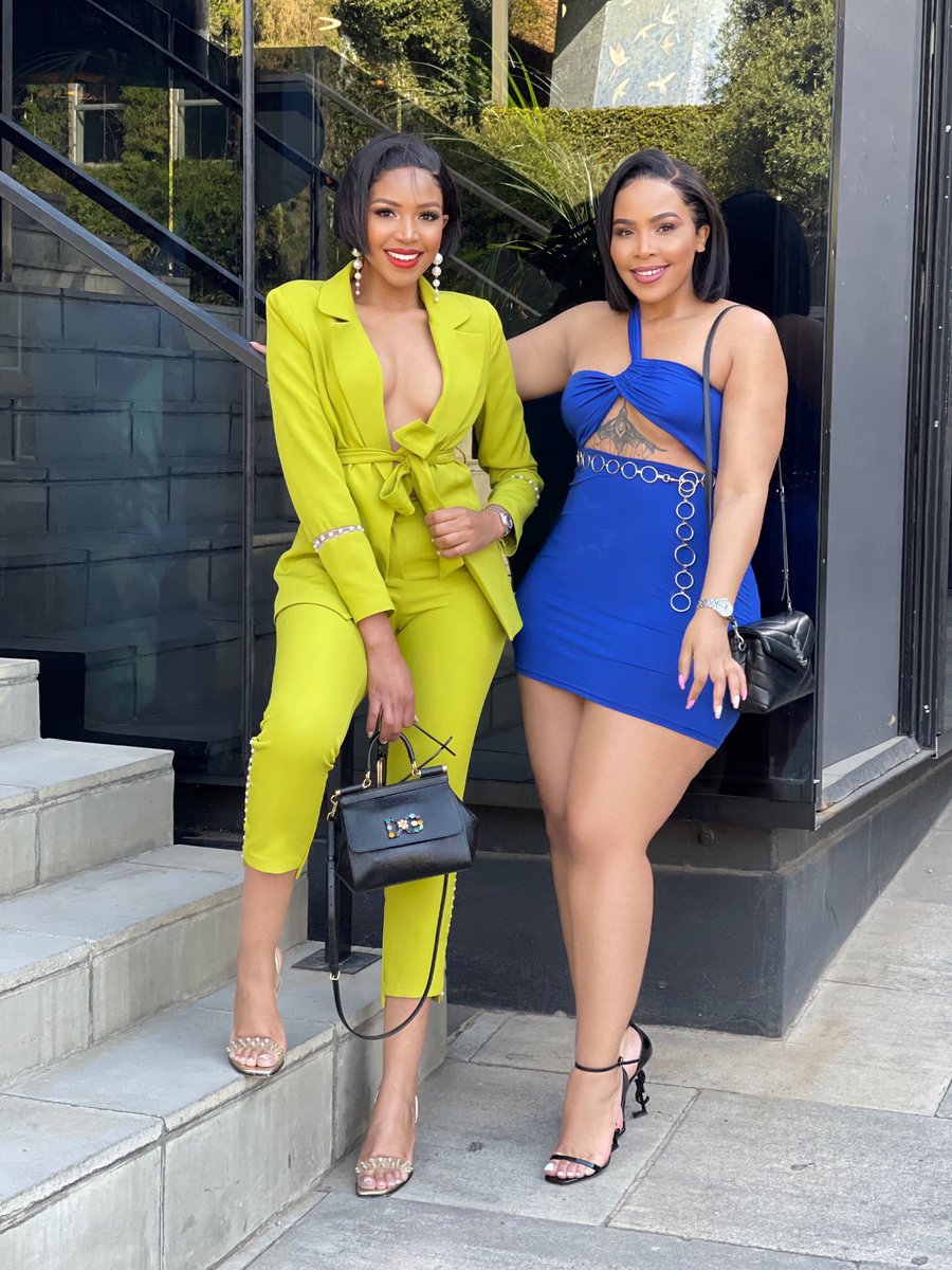 My mother’s twins 👯‍♀️ ♾ <a href="/BrownMbombo/">brown_mbombo</a> #mbombotwins