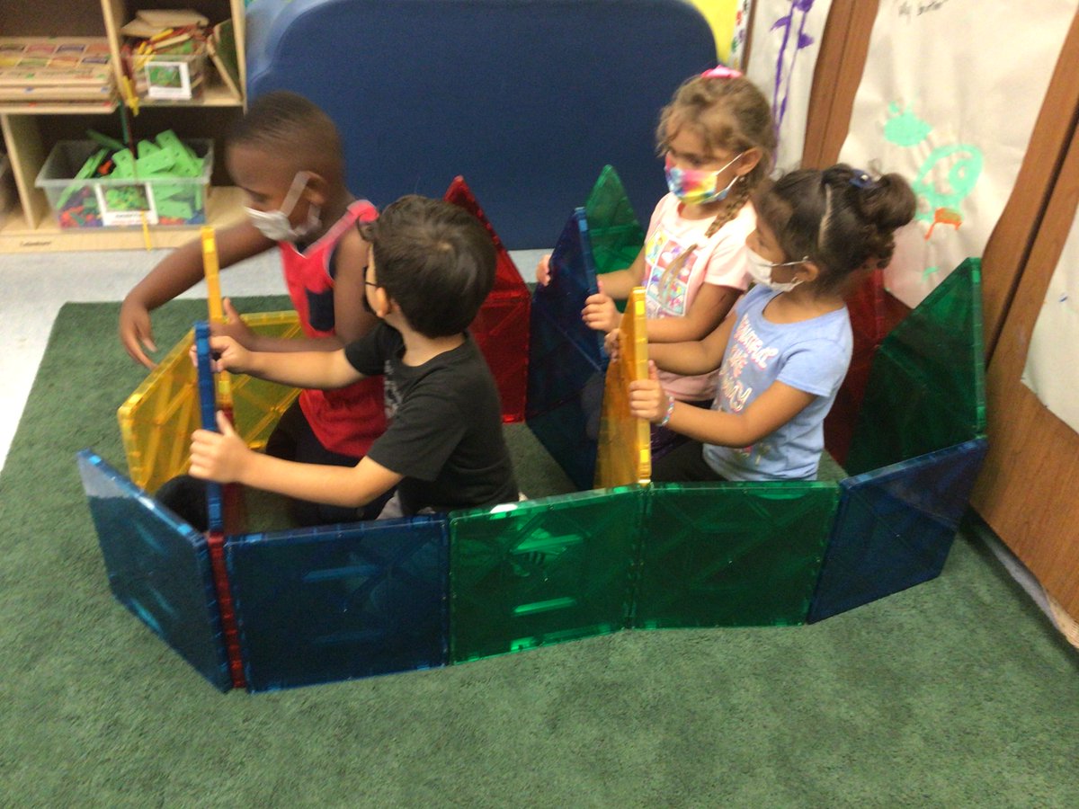 This is what we want to see children doing; working together to create something magical. Children are using their language skills, negotiating and their social skills for this to occur. #preschool #wewearmasks #friends <a href="/LDNESchools/">LDNortheast-ARCHIVE</a> <a href="/SFS_COS/">SanFernando.Sylmar.COS</a> <a href="/ECED4LA/">ECE4LA</a>