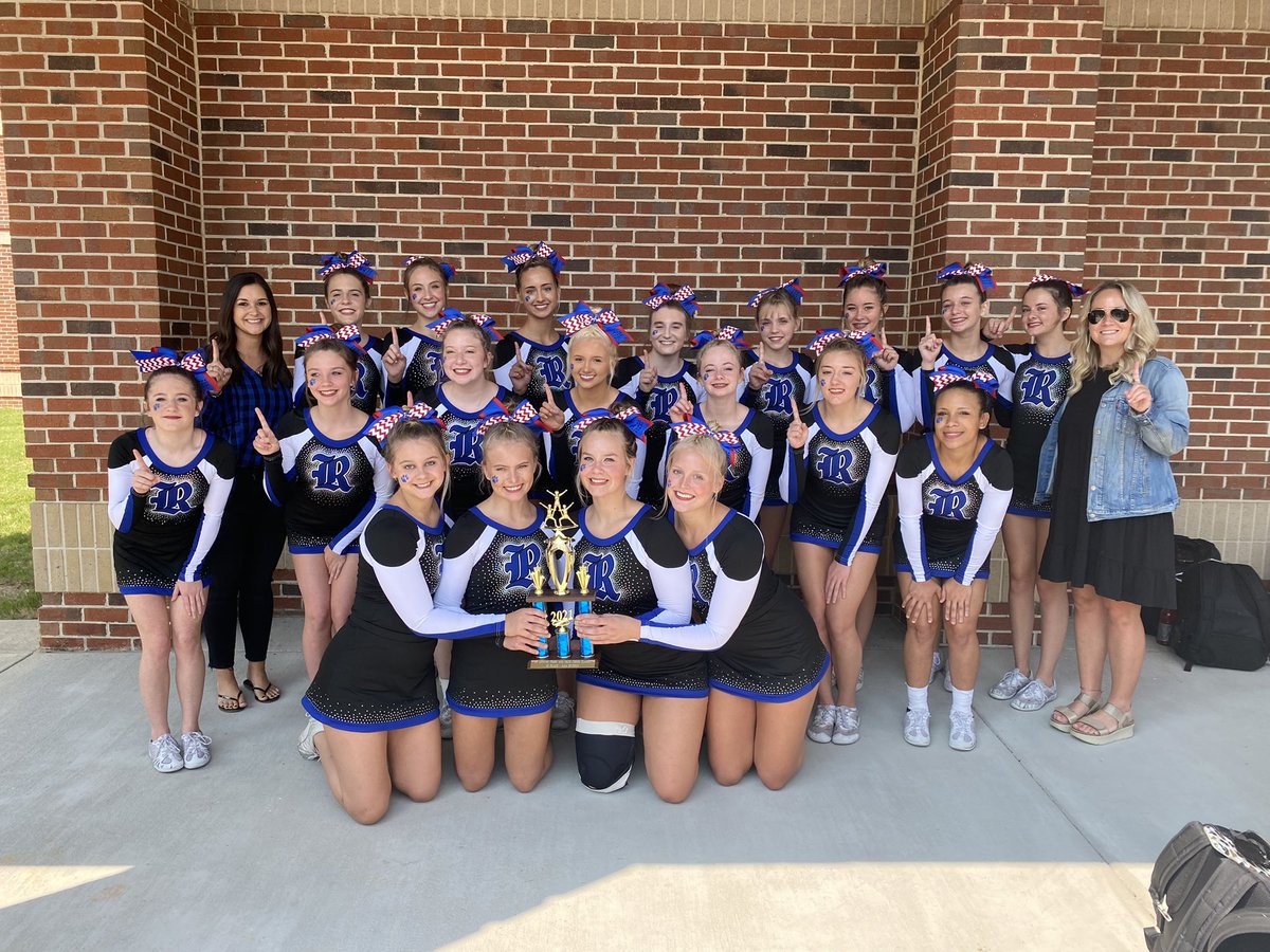 RHSTigers1's tweet photo. Competition Cheer wins 1st place in AAA at Armurchee competition. 
Great start to the season! 👏🏻🤩 https://t.co/b5bpFobCJz