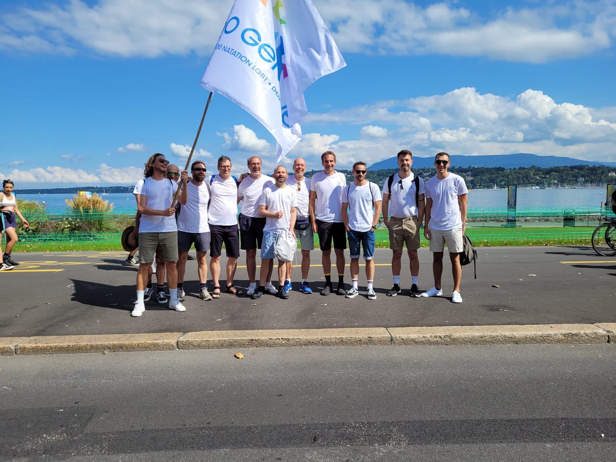 aidanrobson's tweet image. on holiday so missed marching with my friends today at Geneva pride #fierDeVous #LGBTsport 🏳️‍🌈👍😊