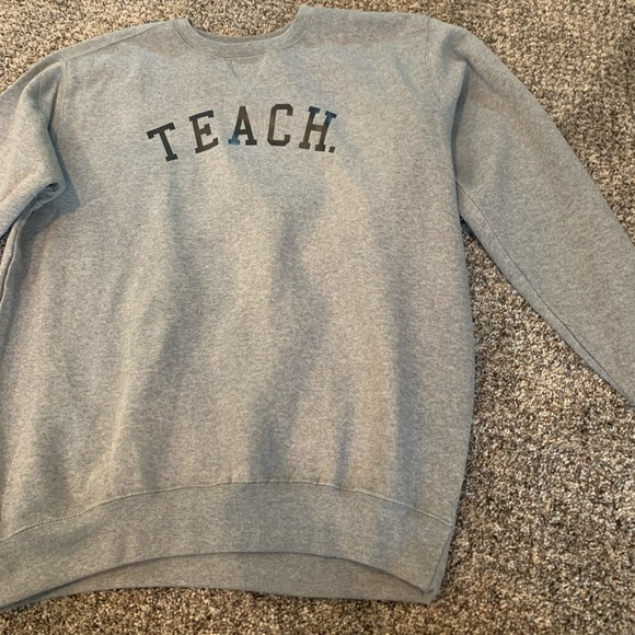 YYC books and Crafts tweet media