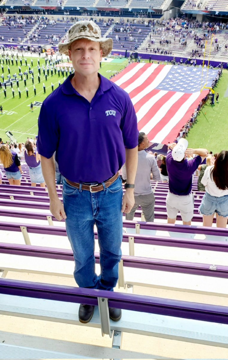 MBebe1028's tweet photo. Go Frogs and Oorah! 🇺🇲💜 
@TCU @TCU_Athletics @TCUFootball #gofrogs #tcu #tcufootball #gameday #911Memorial https://t.co/S0WcpaH8LQ https://t.co/00GsYldfgN
