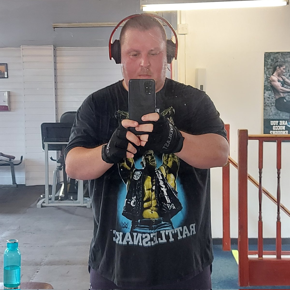 dannyfranks's tweet photo. #NewProfilePic https://t.co/0z5LXSLVuD