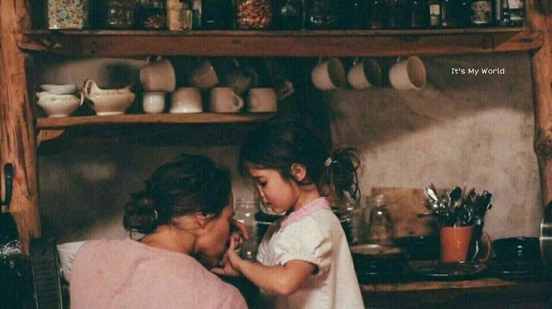 - لا أحد سيُحبك في العالم أكثر من أُمك."
- No body loves you in the world more than your mom." 💛