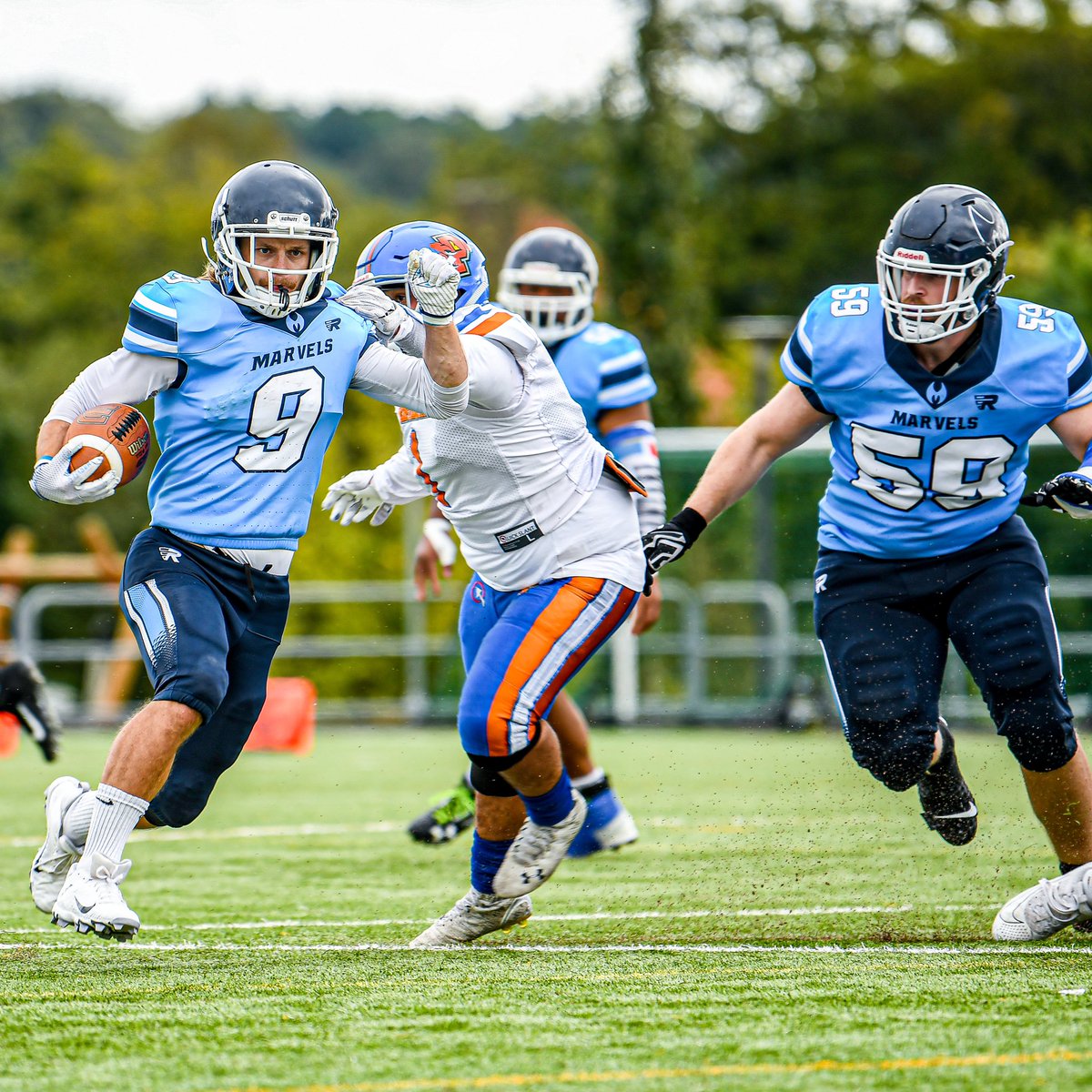 Wahlgren_80's tweet photo. Alltid gött när @gbgmarvels vinner 🏈💥😃 #amerikanskfotboll #gbgmarvels #actionfoto https://t.co/RgM6hvjgFX