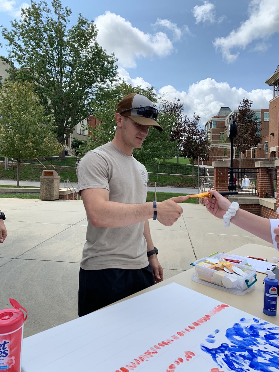 Clarion University ROTC tweet media