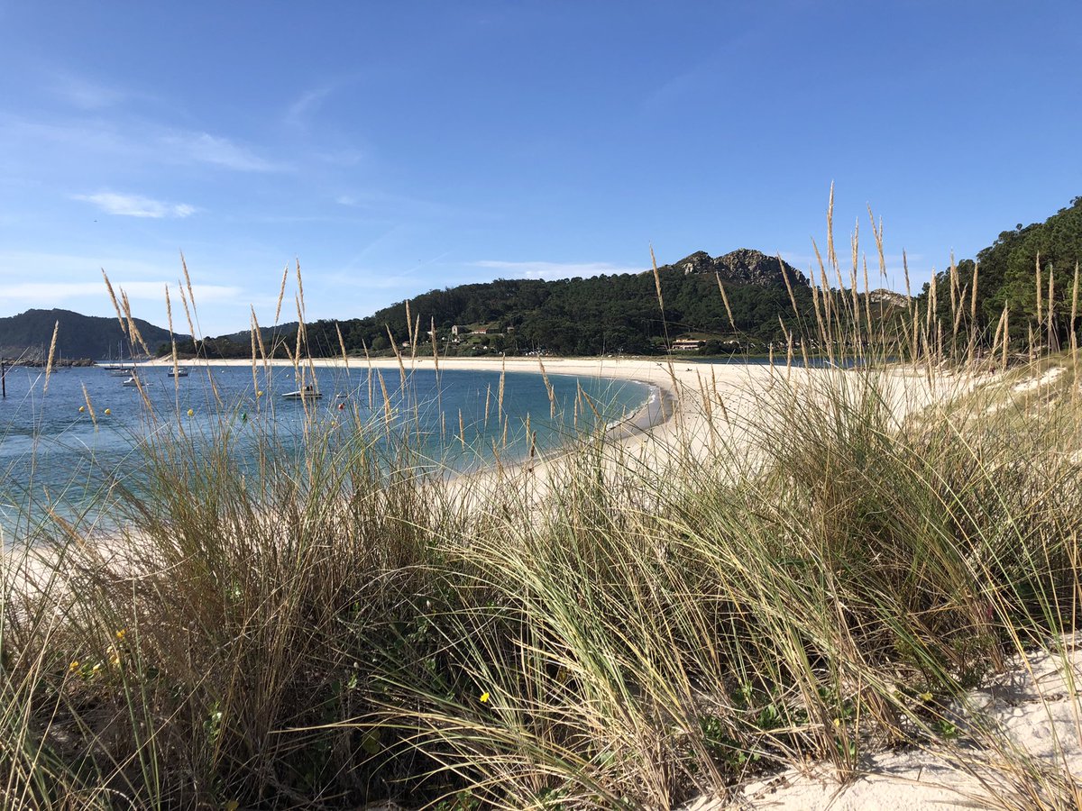 P_OsoRiodieGueZ's tweet photo. #Galifornia #Veroño #PraiaDeRodas #ParaísosCercanos 🤫 https://t.co/msSjZD6R69
