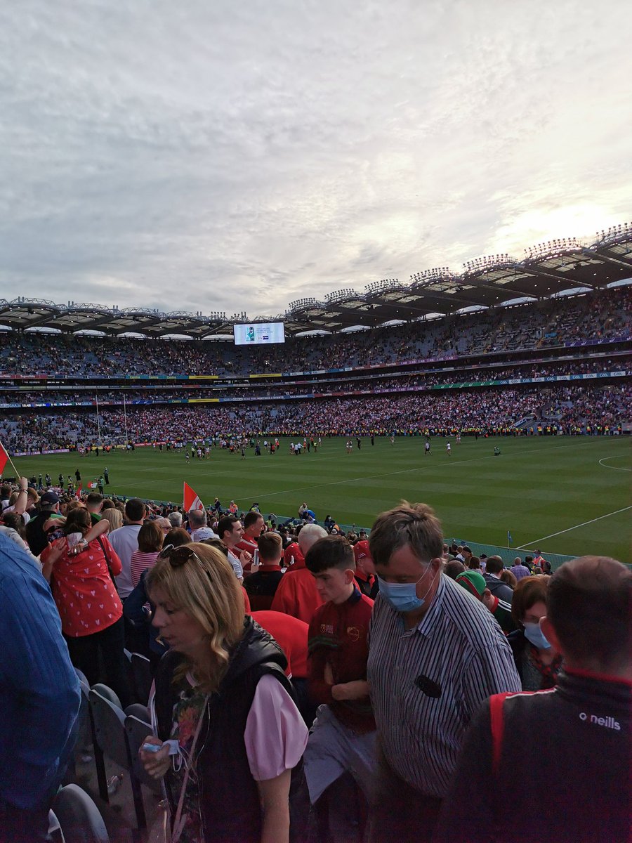 DaireDevine's tweet photo. They said we wouldn't, They said we couldn't, I'll tell you what we DID!!!!!!!!!! #WeDoneIt #GAA https://t.co/FgXdizljo0