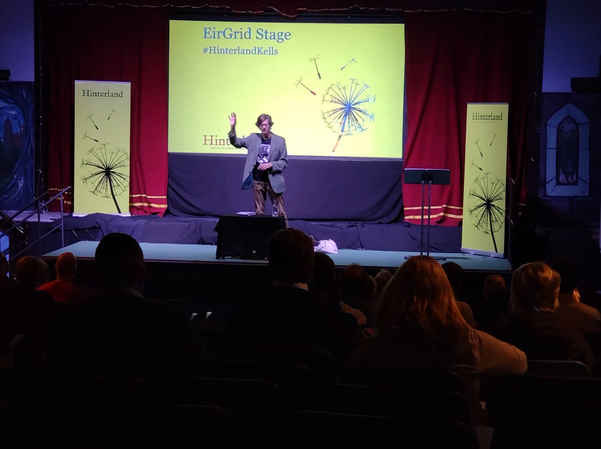 An duine deireanach a labhair ag #HinterlandKells inniu <a href="/ManchanMagan/">Manchán Magan</a> le '32 Words'