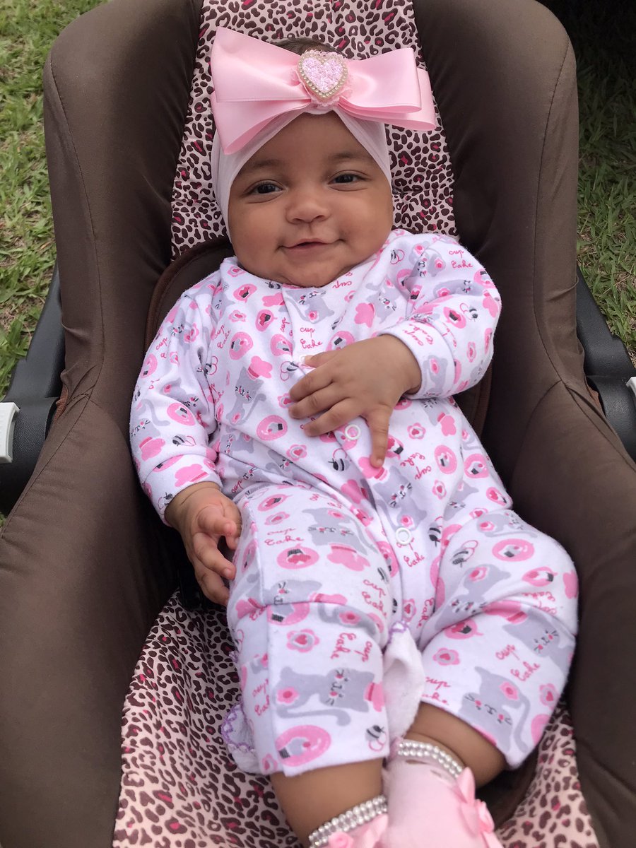 _gigicrf's tweet photo. Eu juro que não é boneca! 🥰💖 https://t.co/rtr1sPmYYq