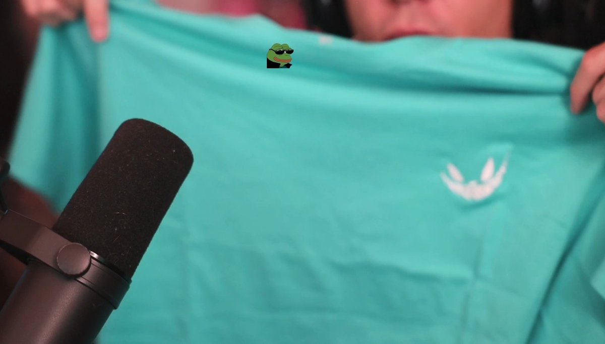 Its_Anaw777's tweet photo. AAAAA la nueva colección!!!🔥 (habia mas colores pero solo hice cap de estas😅) #Rubius #Rubiuscorp @Rubiu5 <3 https://t.co/ADMOuJDbMU