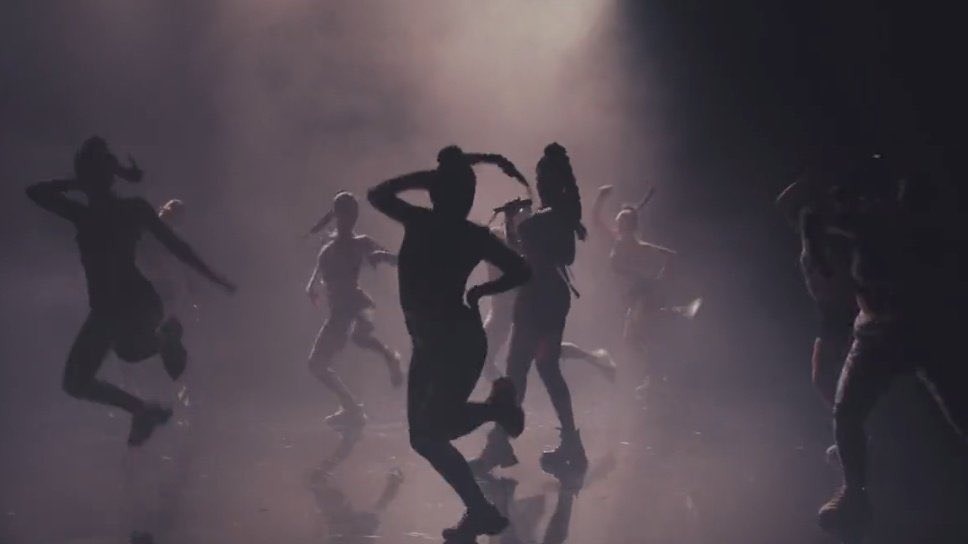 addictionkenia's tweet photo. MelanKOS es el híbrido perfecto que une todos los aspectos creativos del entretenimiento, música, moda, diseño, danza y cinematografía. MelanKOS será primer show de su tipo en Latinoamérica. @keniaos 📈♥️ https://t.co/0Cyx6Dsffq