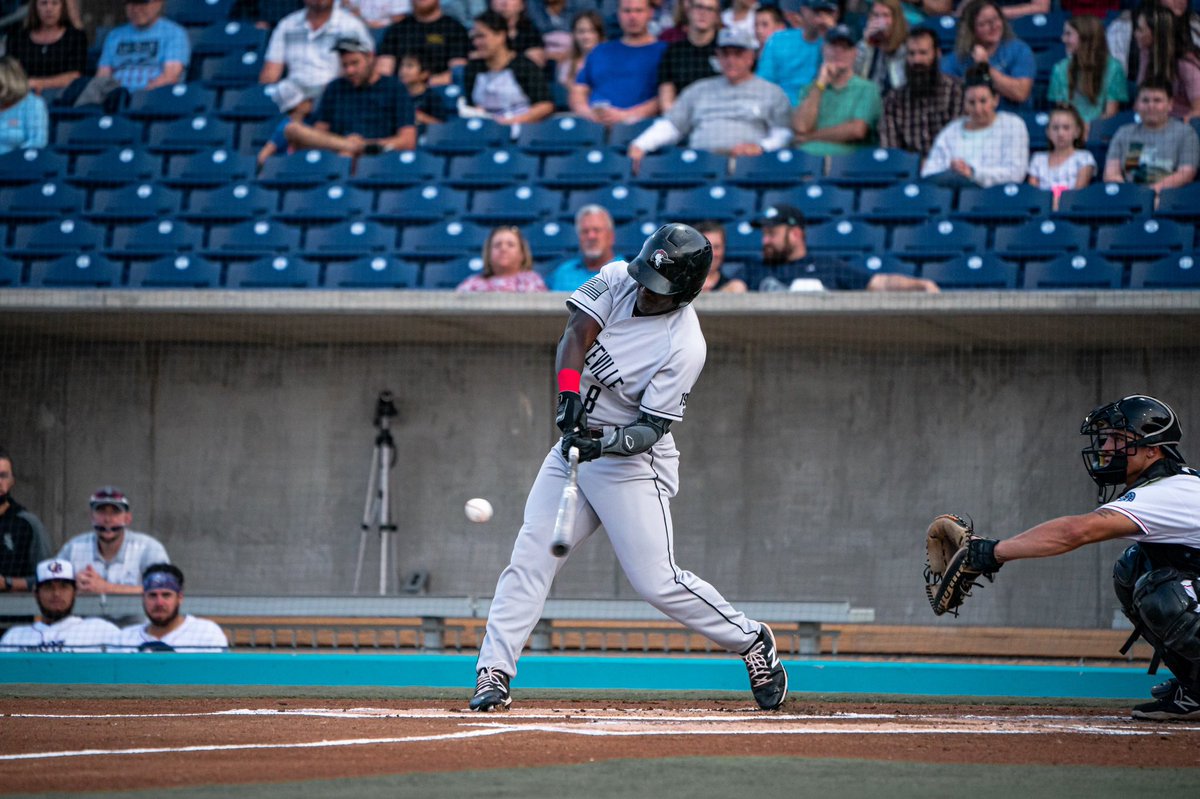 Cville_Sik's tweet photo. Love getting to see @Q_Ham10 do his thing! Keep grinding my man! @CHSElkBaseball @WSURaidergang #elkFAST #raidergang https://t.co/4eTDGdQ3ny