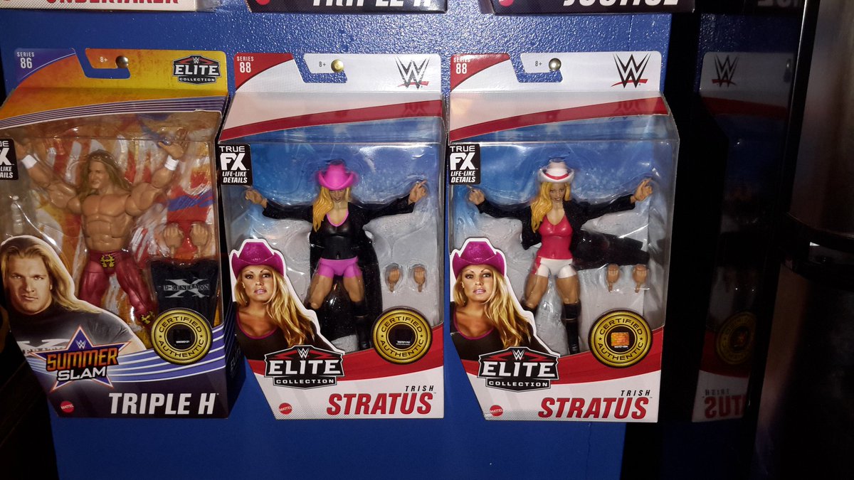 Also received my Trish Stratus figures from @RingsideC today too. Rolled the dice on chase Trish with the damaged packaging one but the box was damn near perfect. So, definitely happy I took that chance now. Thanks #RSC for all the goodies this week. #FigLife #WWEEliteSquad https://t.co/RXPeXdI2eL