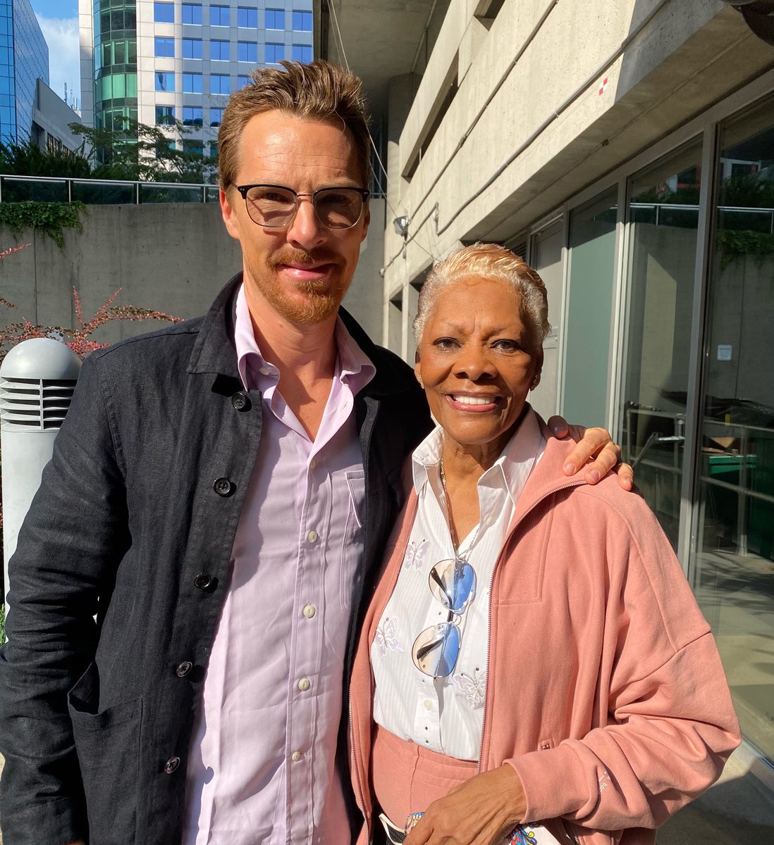 TIFF_NET's tweet photo. Me and my Sherlock Holmes 😍😍😍

#TIFF21 https://t.co/lZNsP6X127