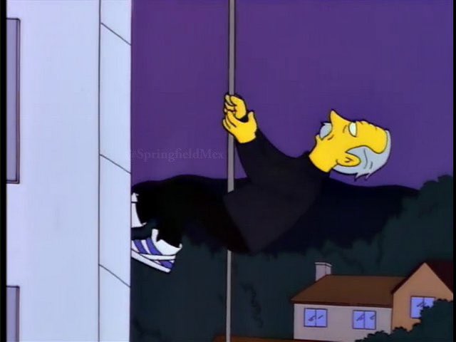 SpringfieldMex's tweet photo. El 11 de septiembre de hace 20 años en Nueva York, no supe por qué, pero había algo extraño en el modo de descender… mucho más vertical que de costumbre. https://t.co/qcxm9RbFgK