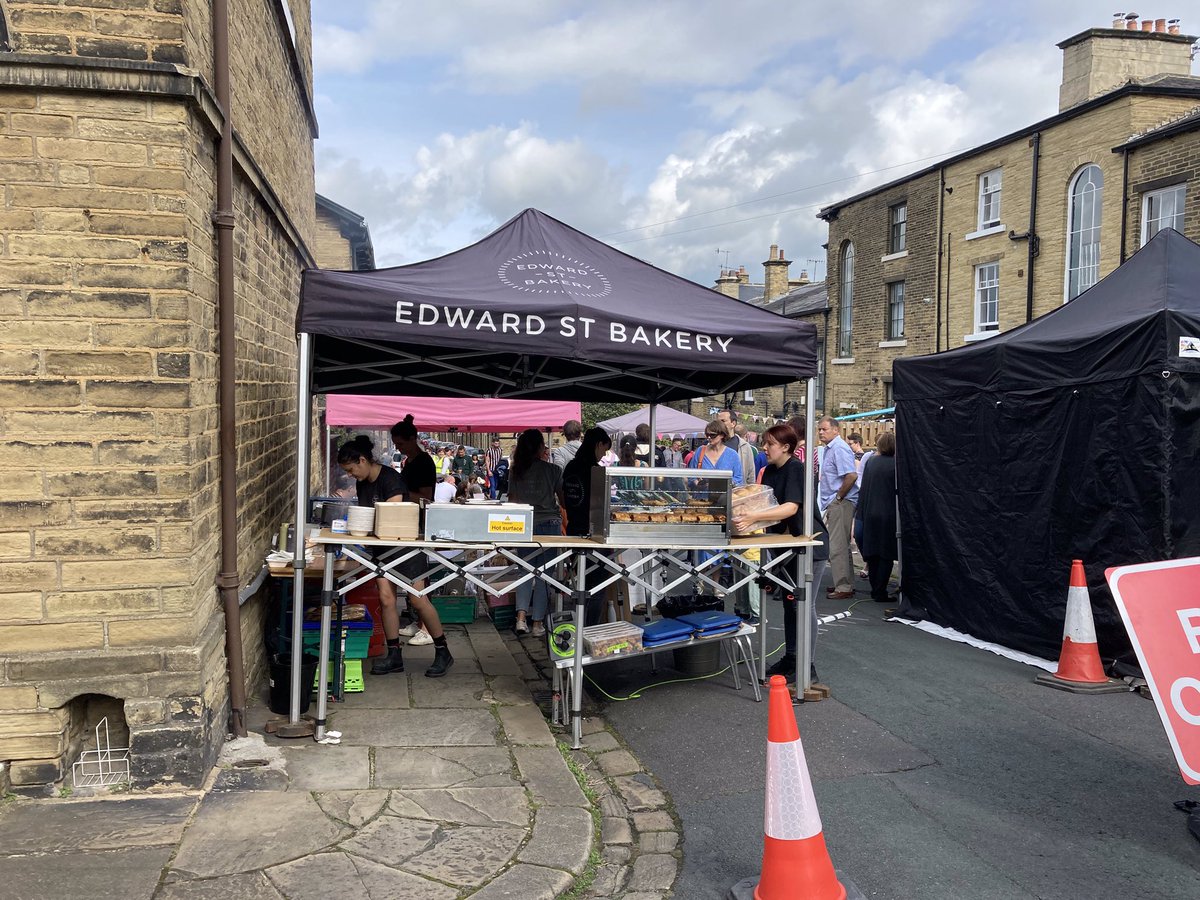 SaltsWalks's tweet photo. The #SaltaireFestival 2021. Nobody warned us it would be this good. If you couldn’t make it today, see you in #Saltaire tomorrow. #SetFair https://t.co/z3lCeUDXyp