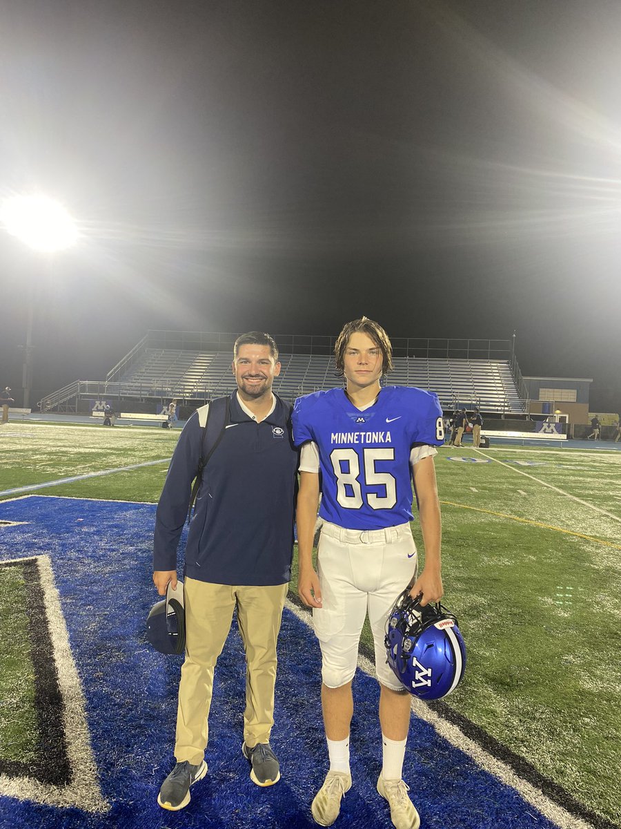 SpecialTeamsFB's tweet photo. The #STFAsquad specialist fraternity in MN is strong. Friends &amp; competitors on and off the field.

• @RKeoraj v @CarsonCyr 
• @KeilenLeighton v @finnjacques_16 
• @EldondAvila v @CoachKenBecka &amp; @LeytonSimmering 
• @CoachZins v @KeaganZabilla https://t.co/XdslVyG33a